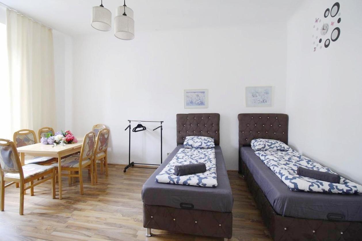 Comfortable Rooms Near Schonbrunn Palace 비엔나 외부 사진